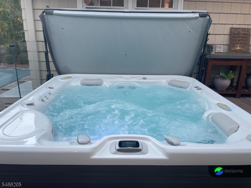 Recessed salt-water hot tub