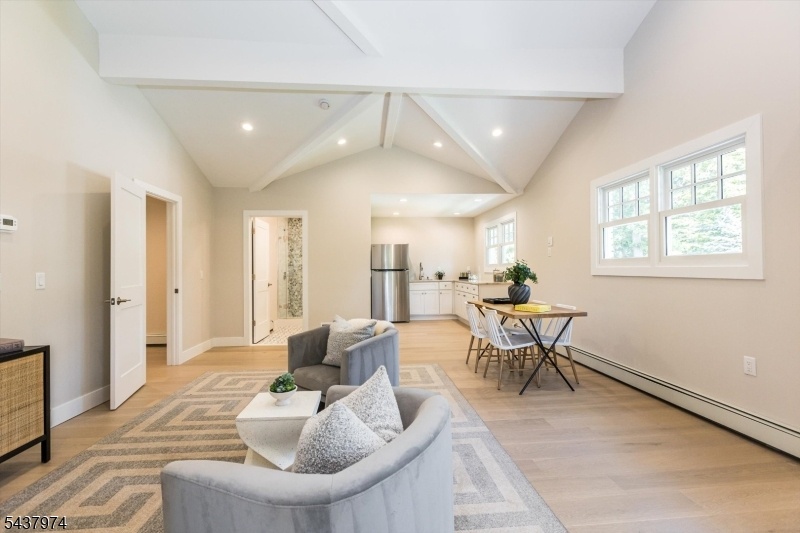 1st Fl In-Law Suite