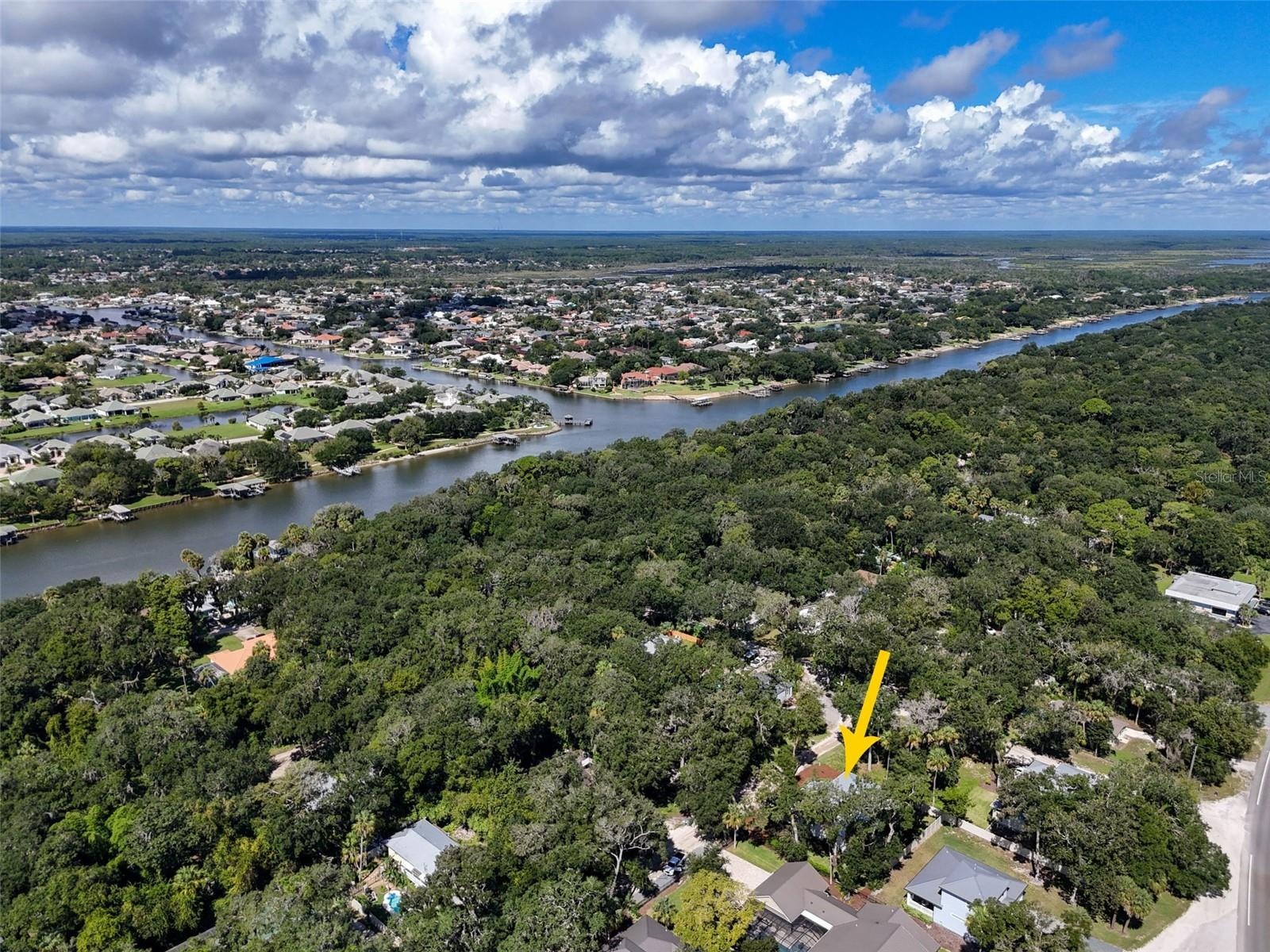 Home towards ICW/River