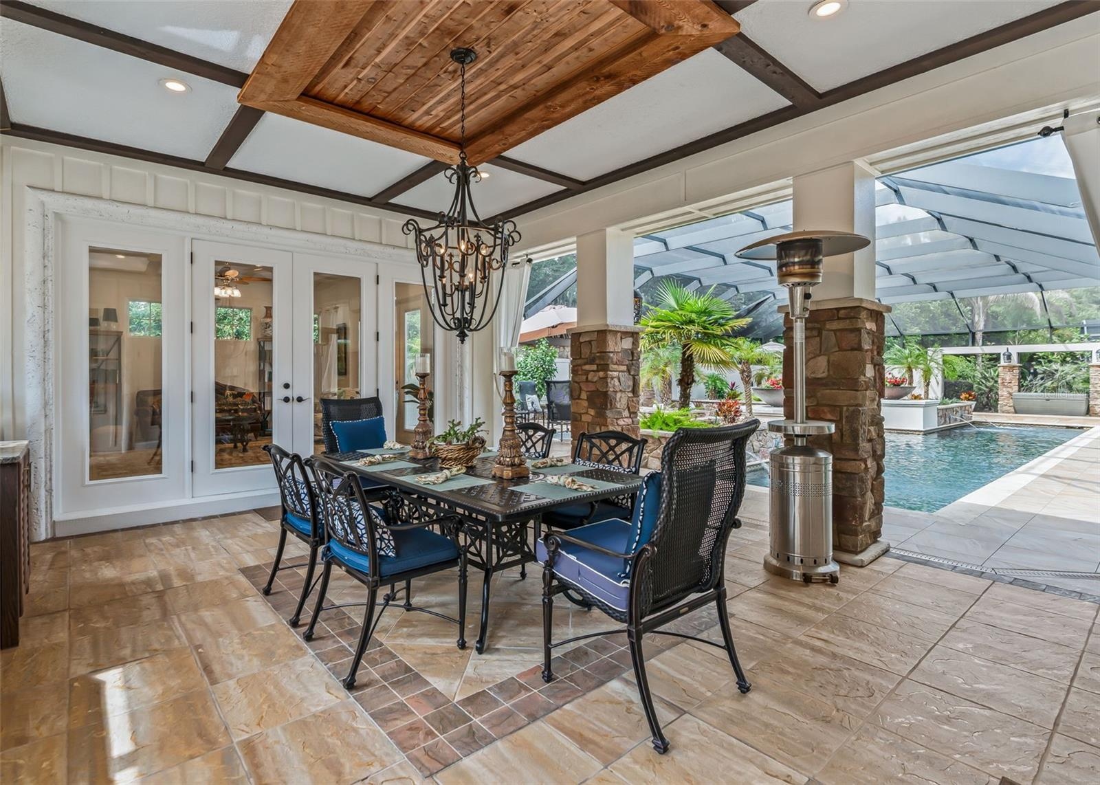 Outdoor Dining Room