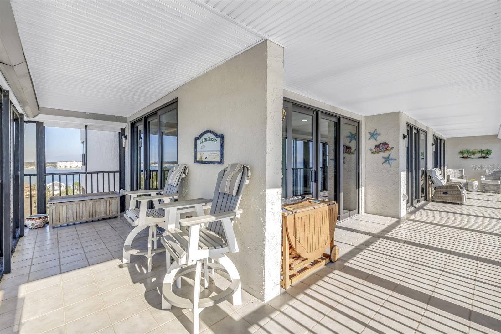 Where Indoor Outdoor Living Meets Endless Blue