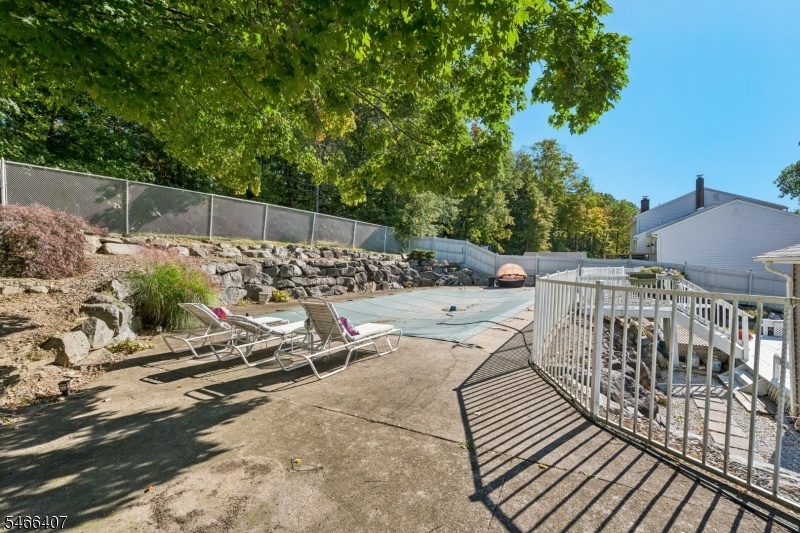 Upper patio/pool