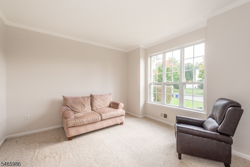 Office/guest suite