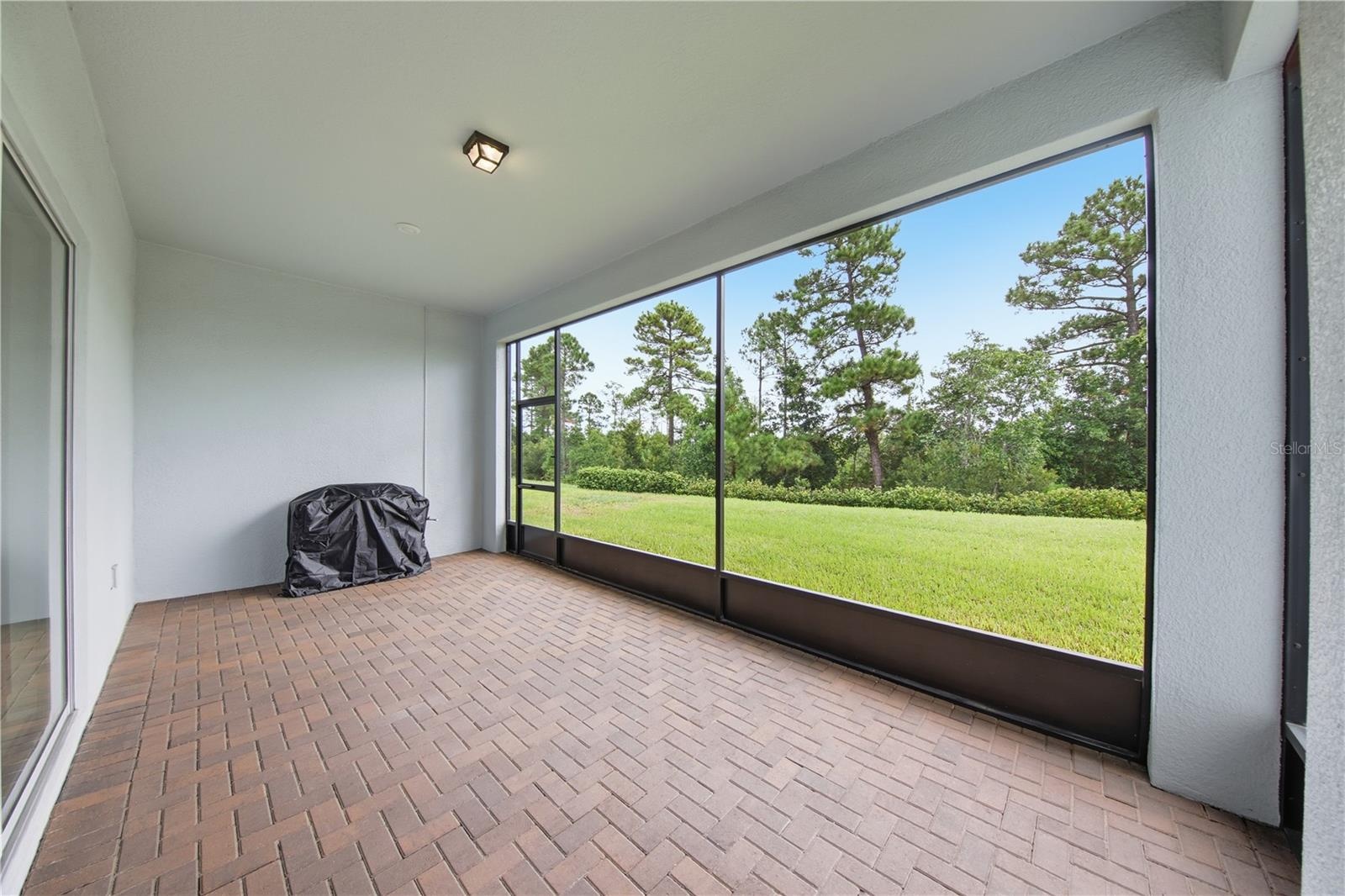 Screened in Patio