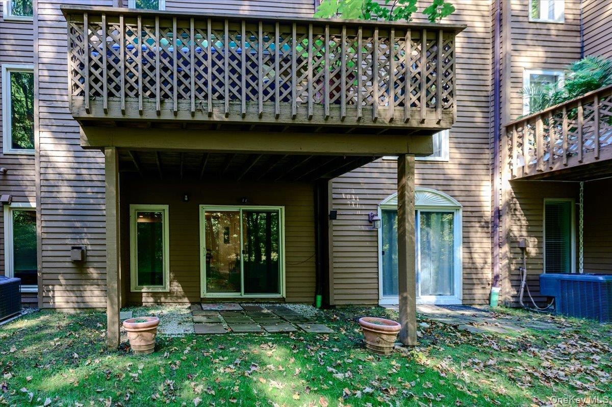 Exterior yard