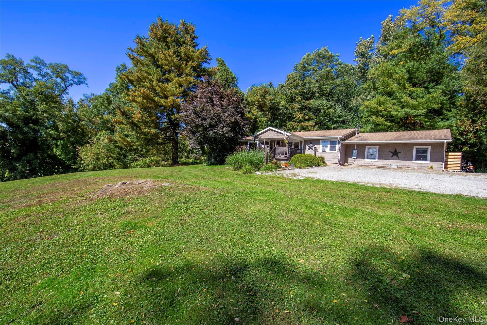Located directly across from Thunder Ridge Ski Area and just minutes from Route 22, shopping, restaurants, multiple Metro-North train stations, I-684/