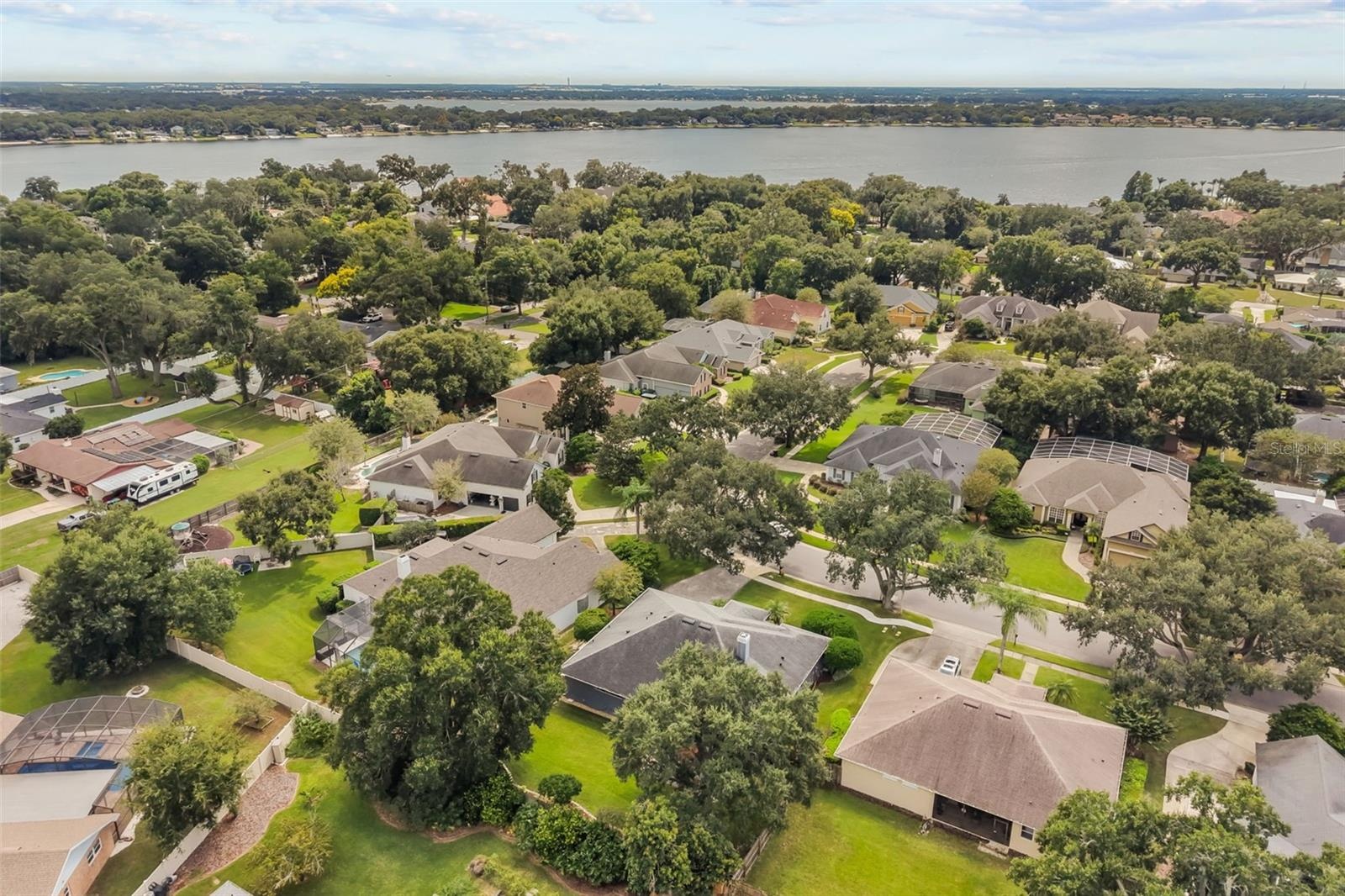 Aerial 1249 Waterwitch Cove