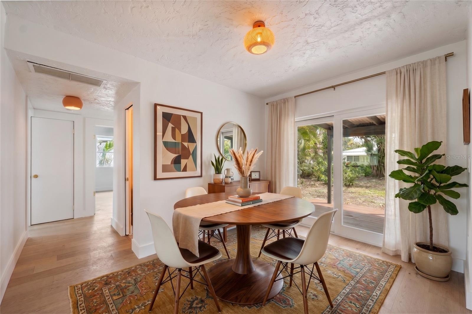 dining room