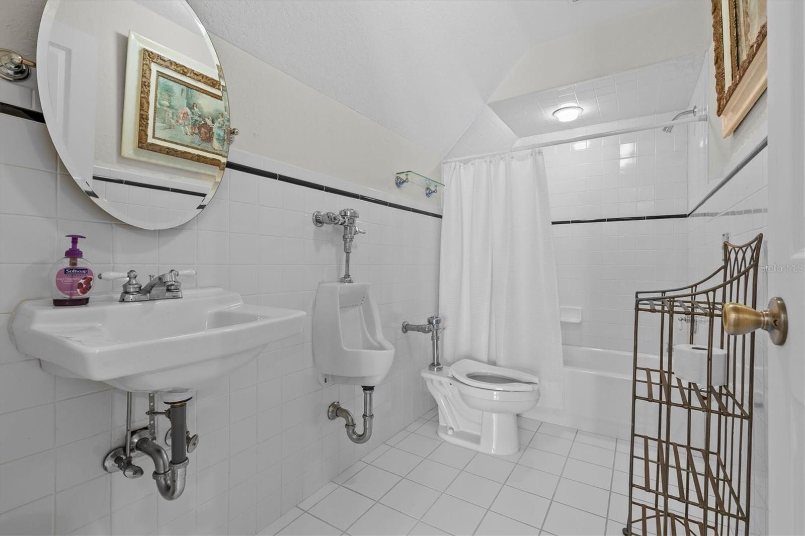 Bathroom for the Loft / Bedroom