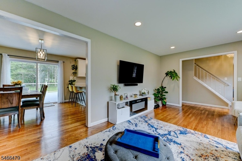 Living Room/ Kitchen Dinette