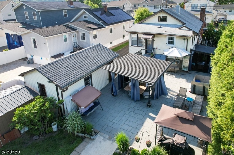 1 car Garage