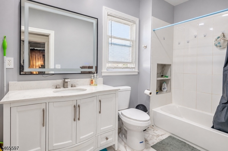 MAIN BATH