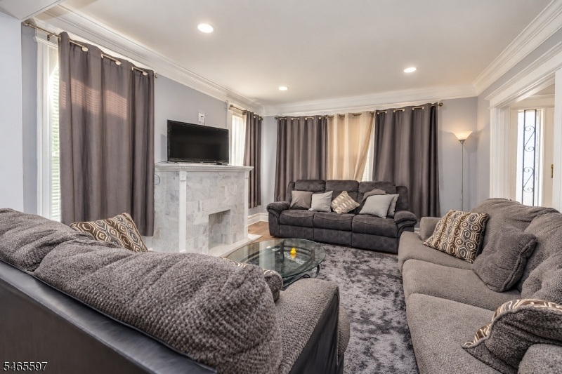 LIVING SPACE