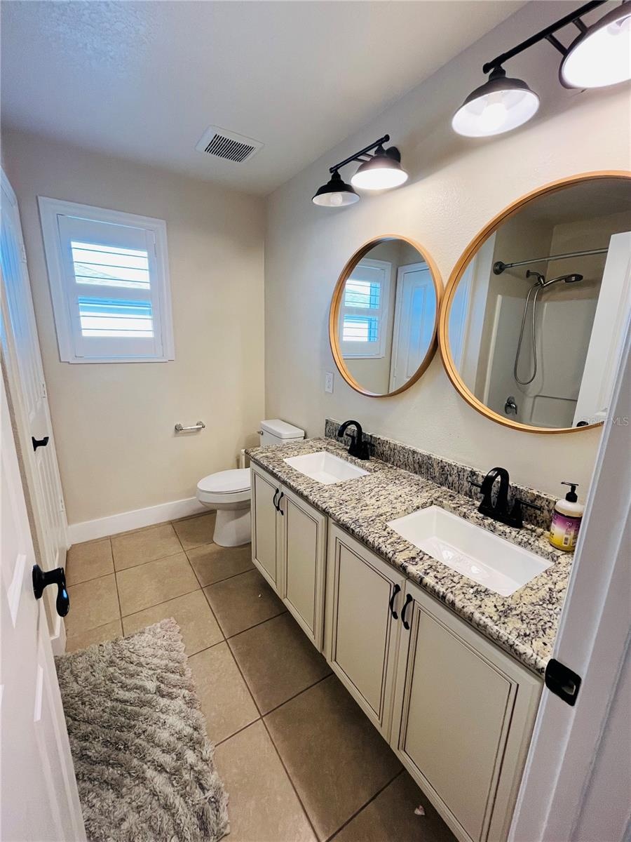 Hallway Bathroom next to Bedrooms 2 and 3