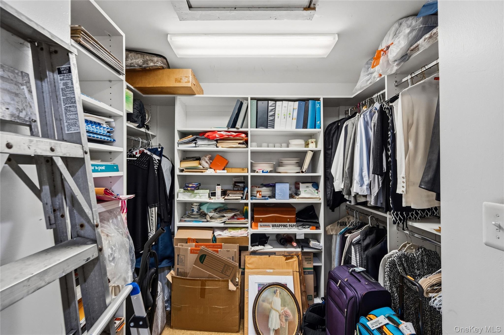 7'.11" x 9' 4" Hall Walk-in Closet Only In The Excelsior!