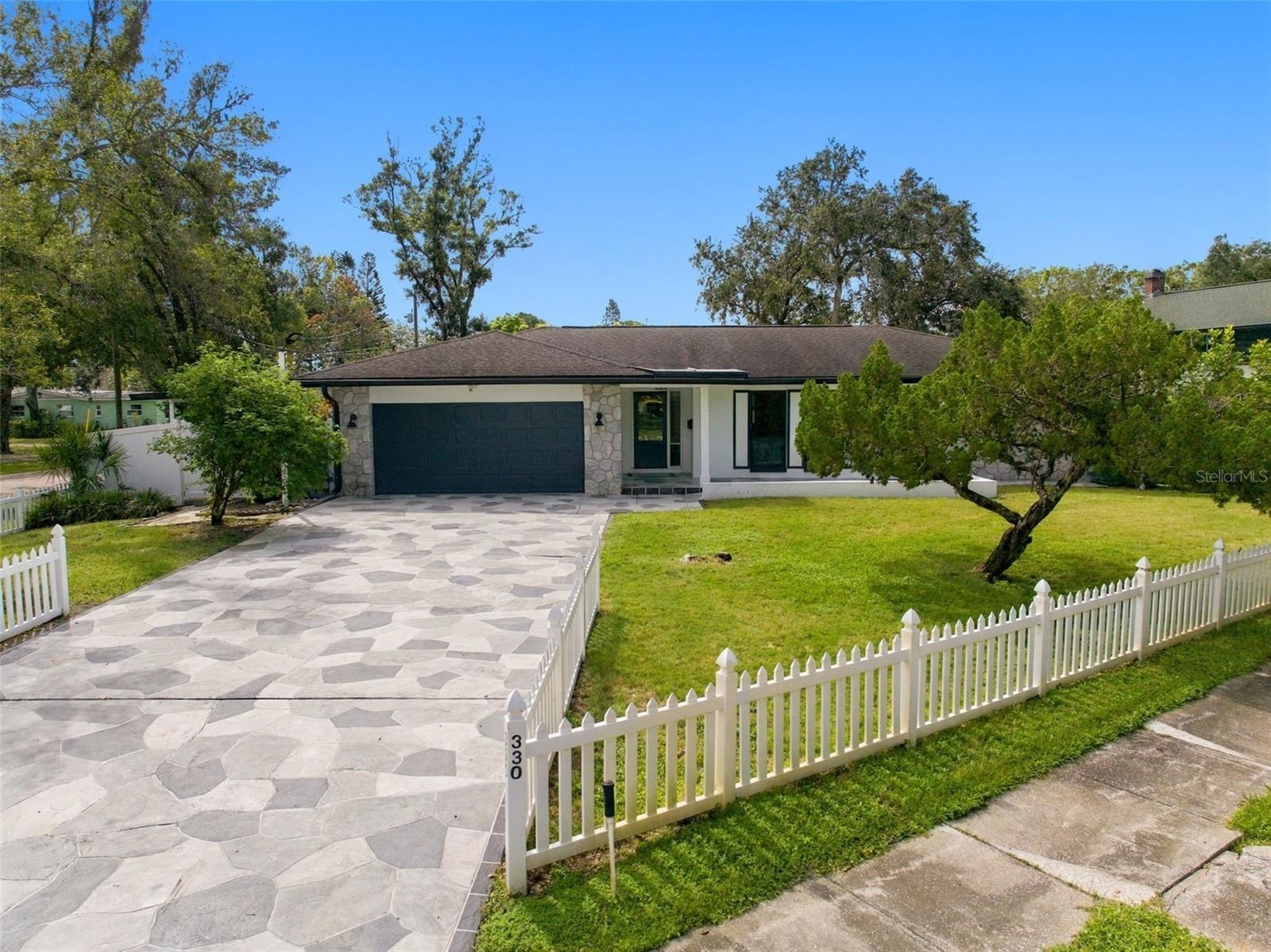 Expanded view of Front Yard