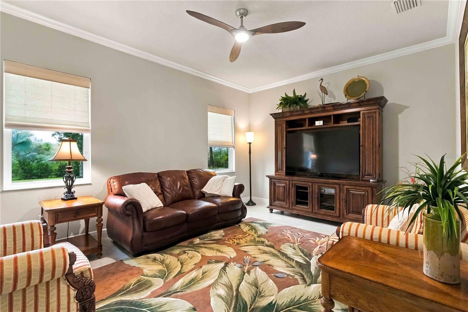 Multi-Purpose Bonus Room / Den