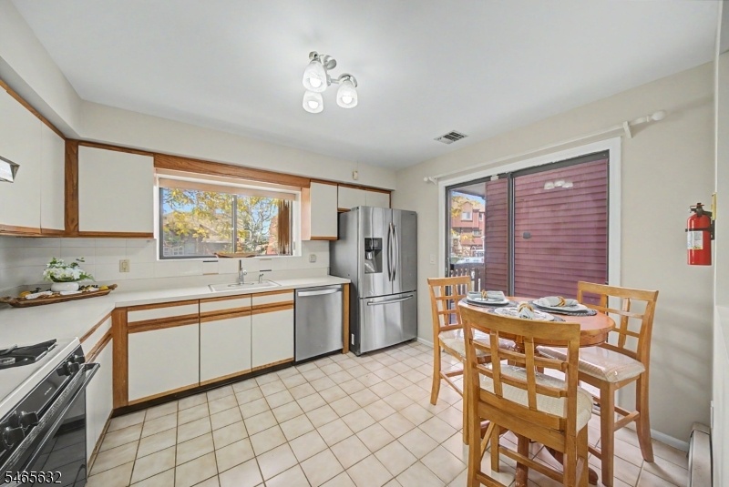 Spacious Kitchen