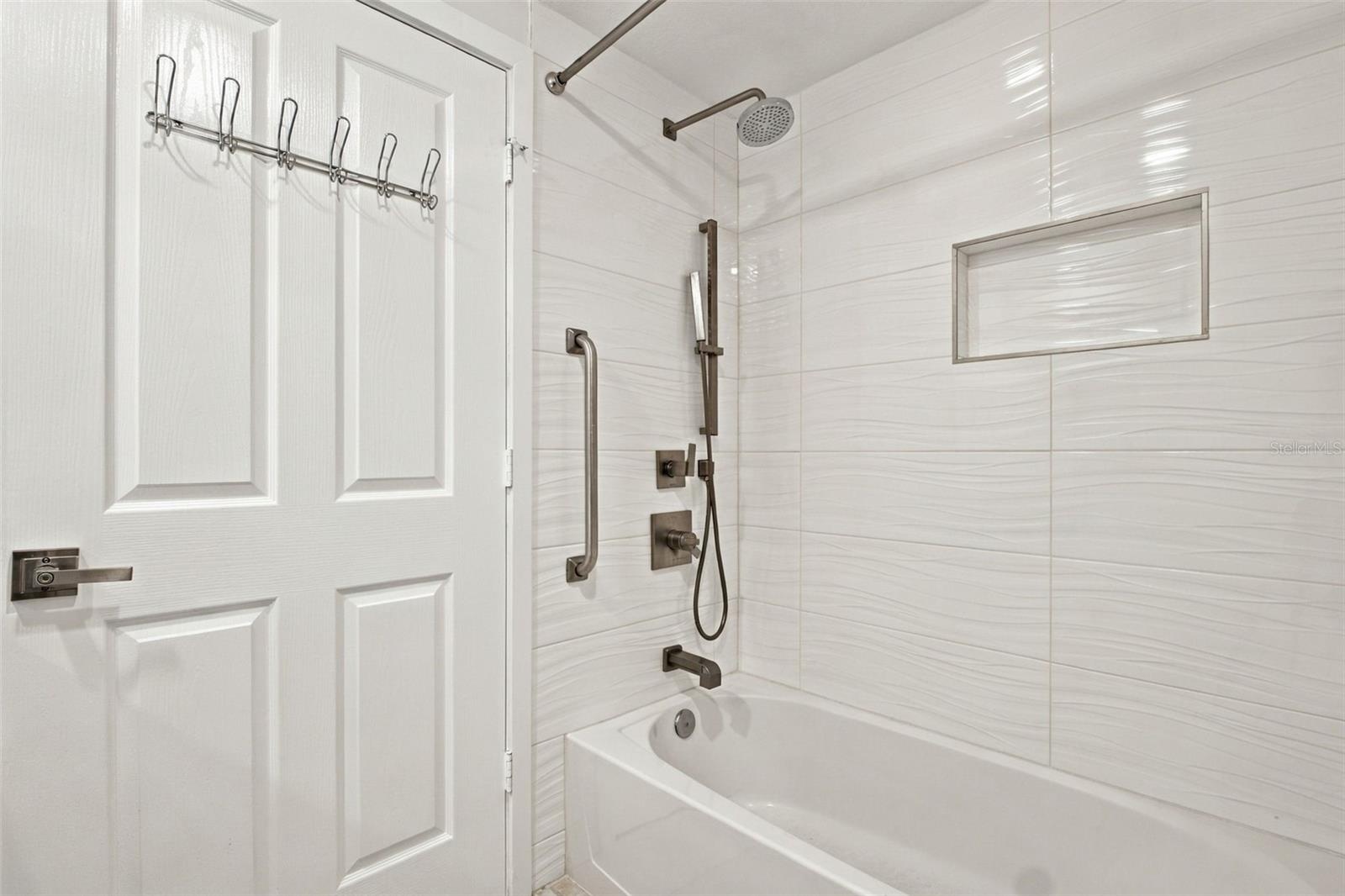 2nd Bathroom