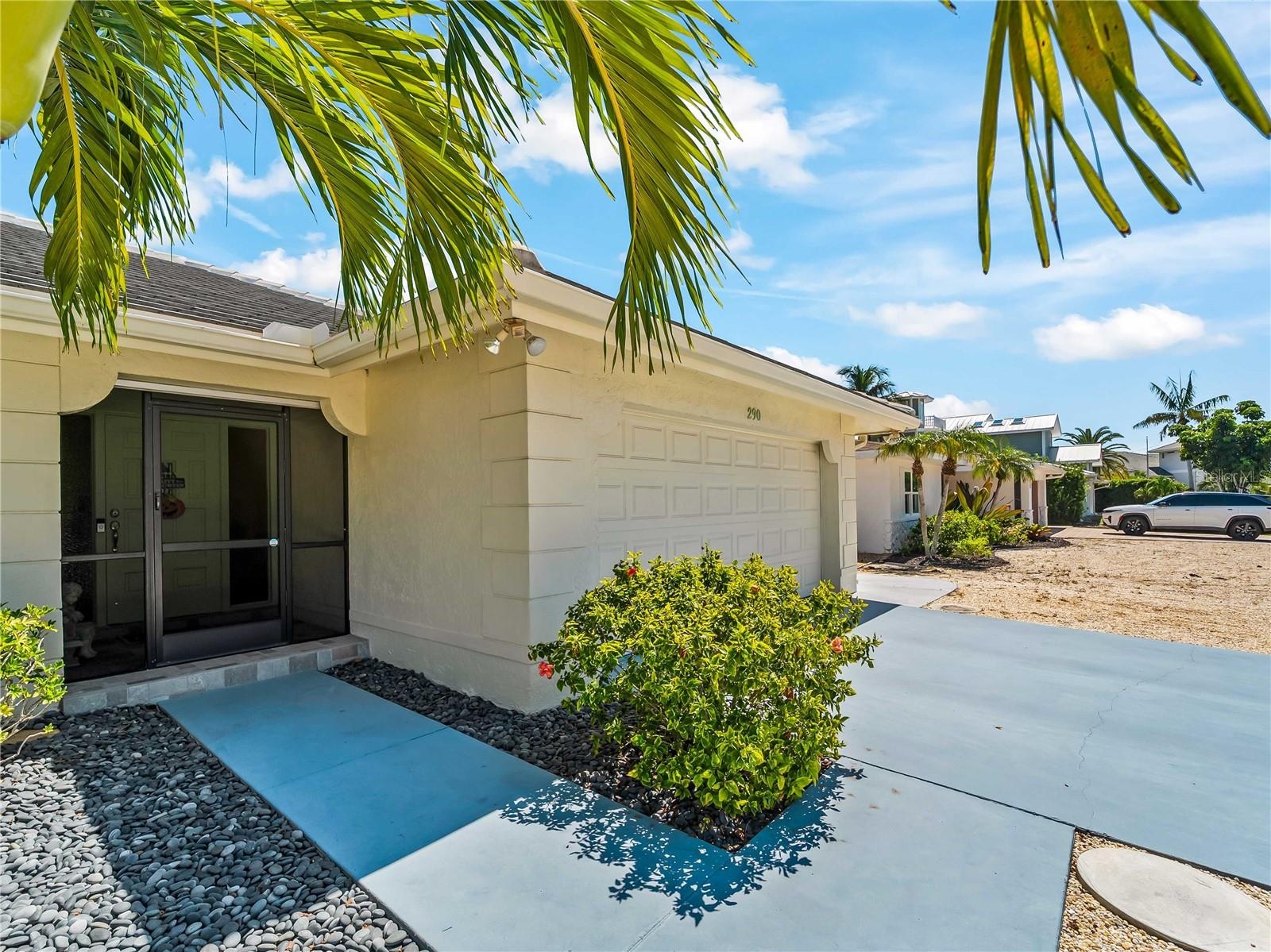 FrontExterior_2903rdStreet_BonitaSprings_Landscaping_Corner.jpg