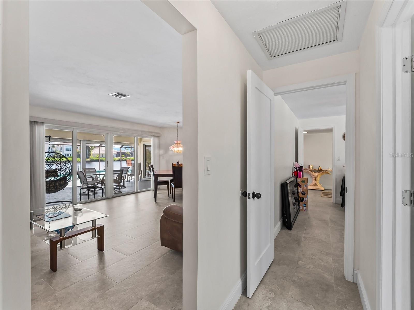 Foyer_2903rdStreet_BonitaSprings_OpenConcept_Entry.jpg