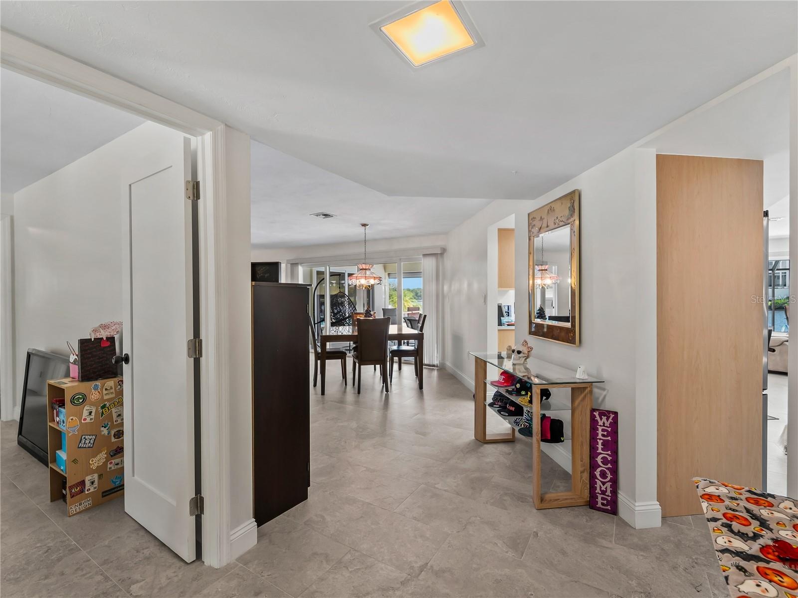 Foyer_2903rdStreet_BonitaSprings_OpenConcept_Entry.jpg
