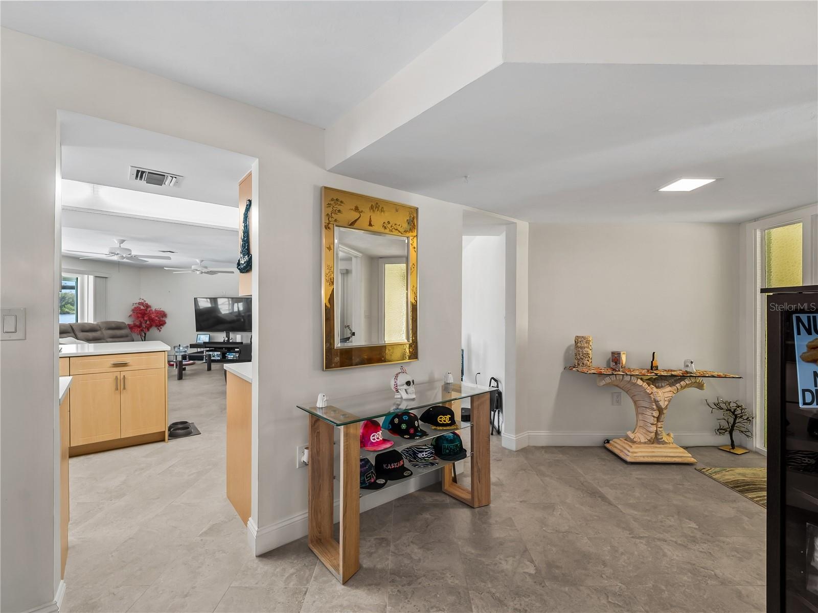 KitchenGreatRoom_2903rdStreet_BonitaSprings_OpenConcept_Entry.jpg