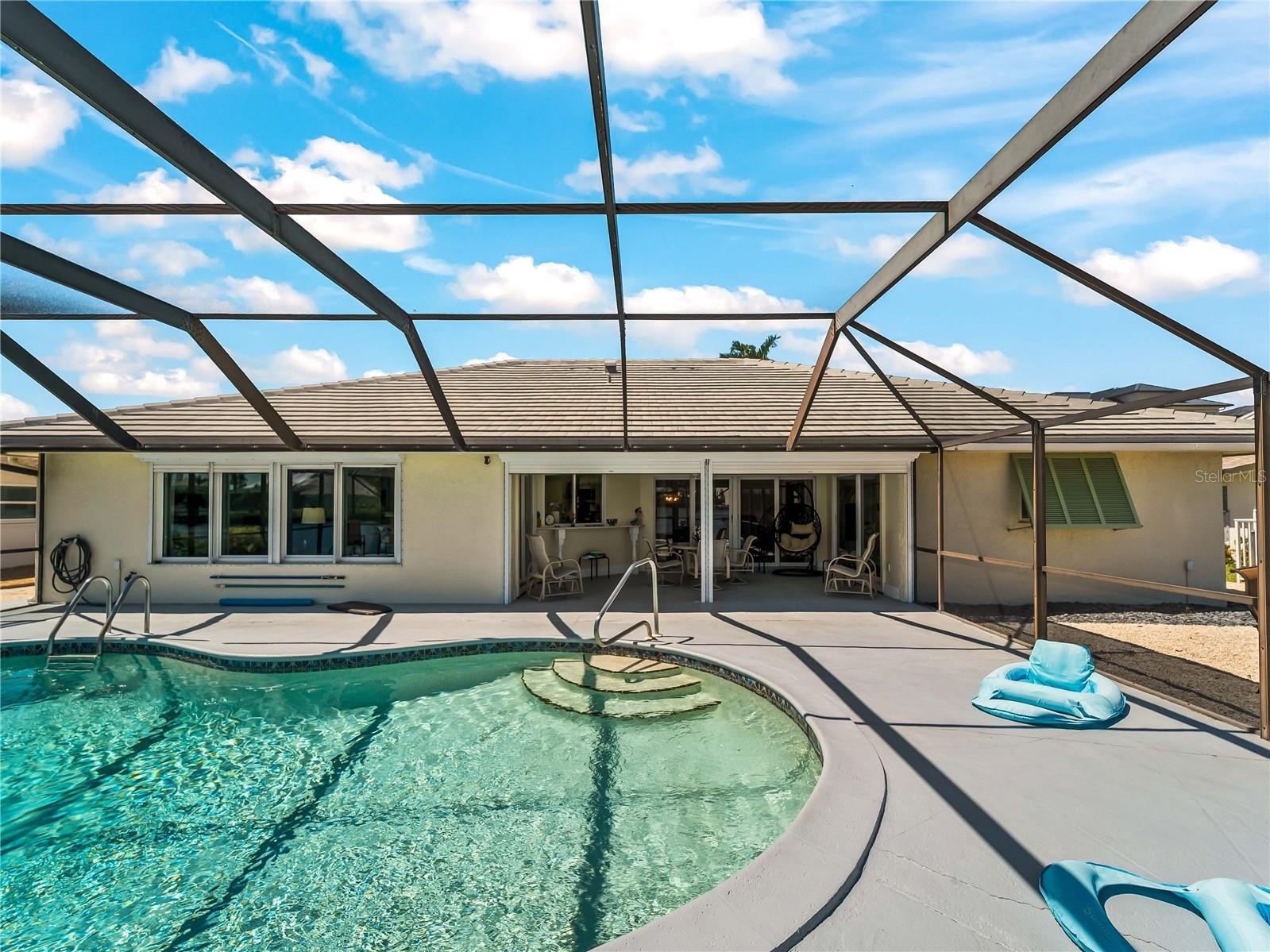 Pool_2903rdStreet_BonitaSprings_OutdoorLiving_LanaiView.jpg
