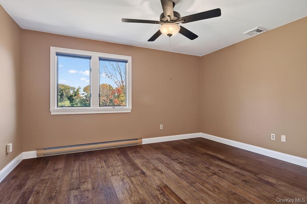 Bedroom 2, another angle