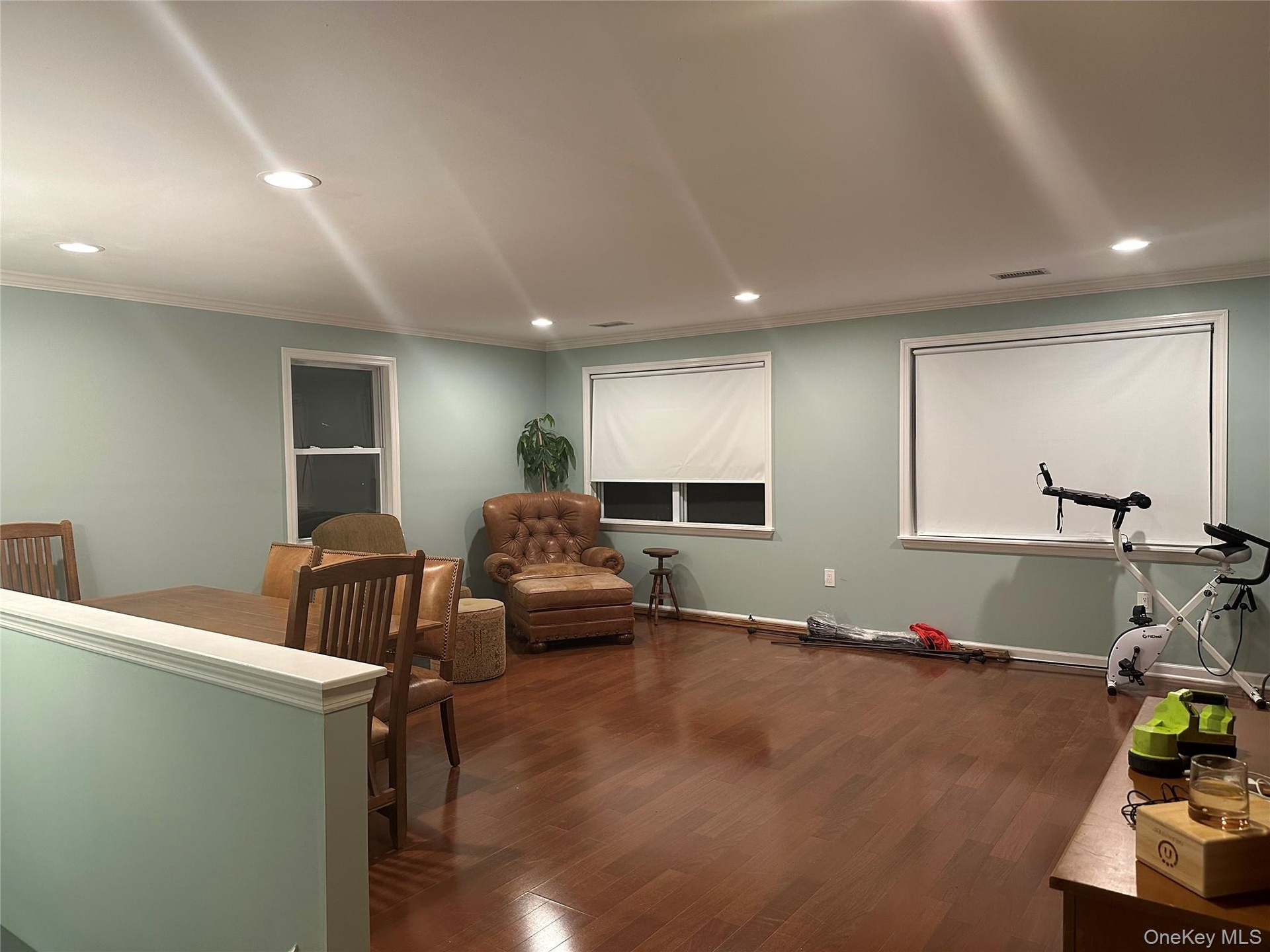Unit 2 - Livingroom