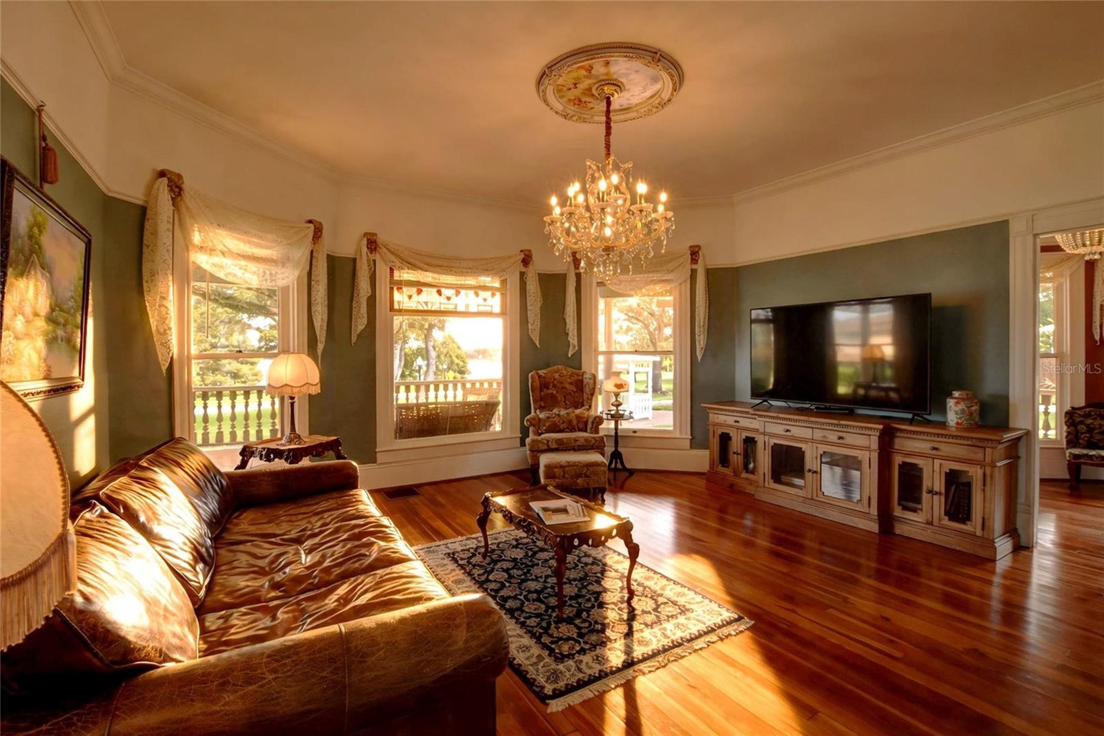 Main Living room- sunlit