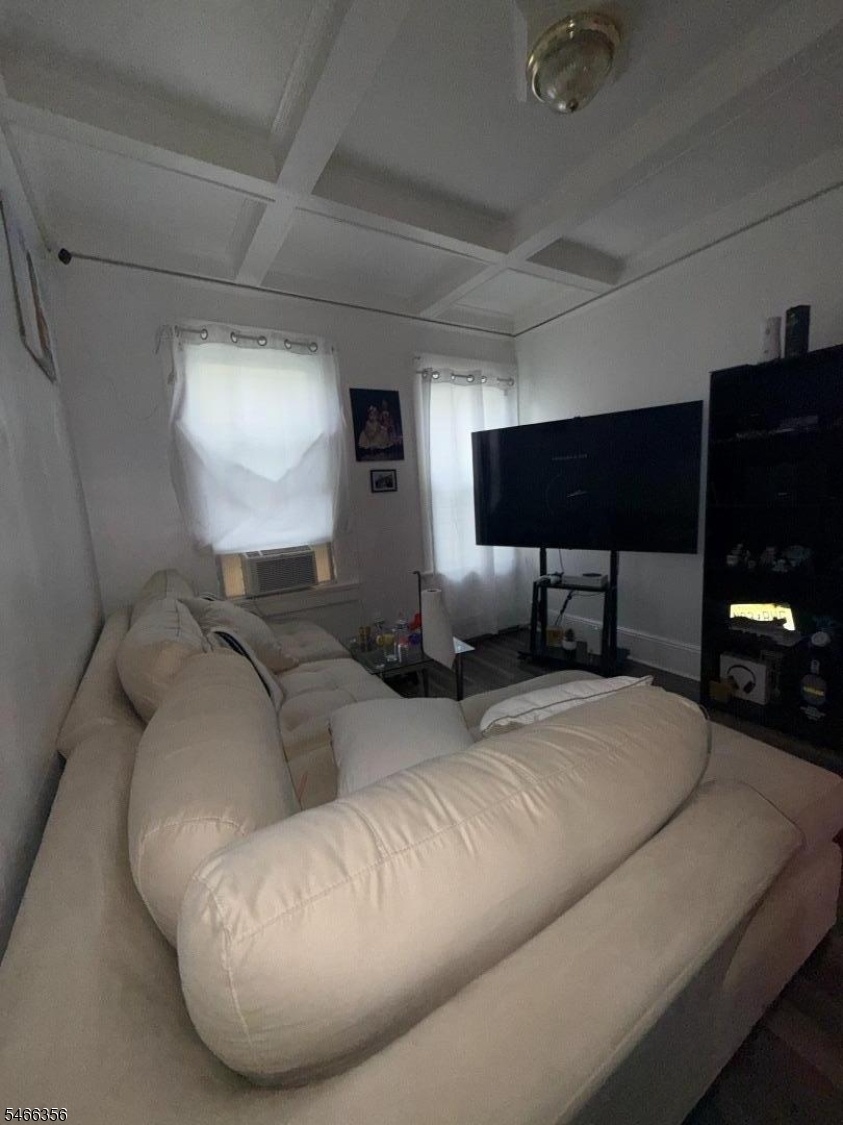 Image of listing