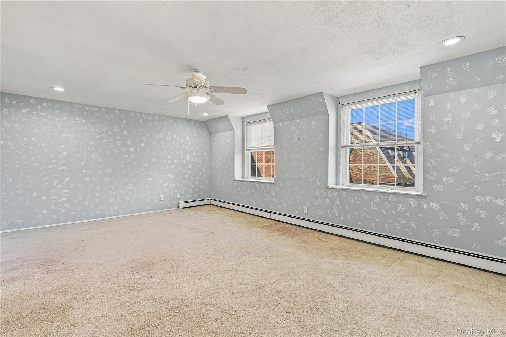 3rd floor-Primary Bedroom