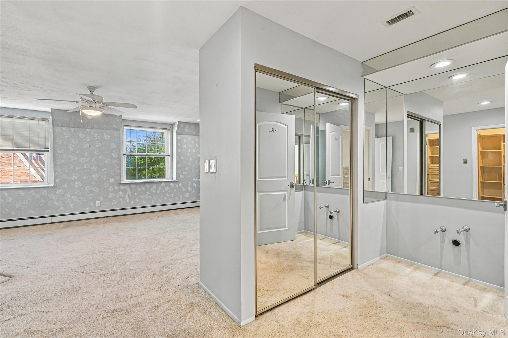 3rd floor-Primary Bedroom