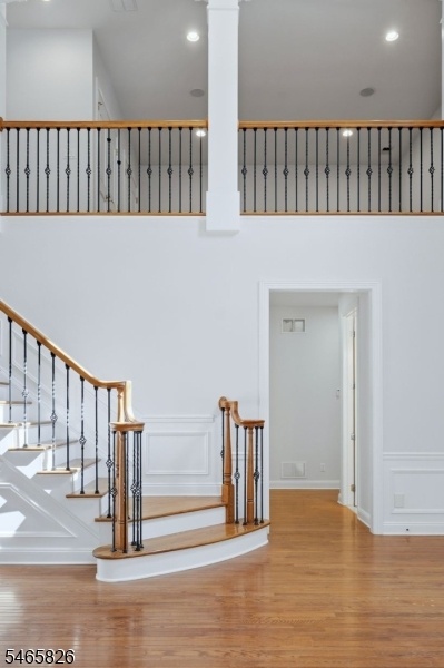 Foyer/Loft View