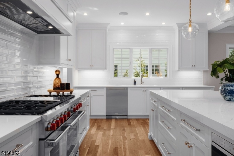 Gourmet Kitchen