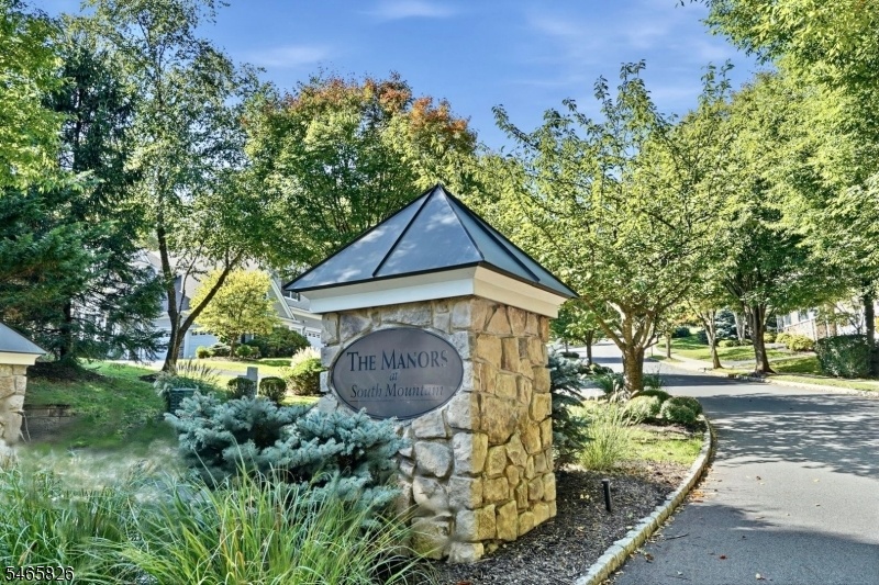 Manors at South Mountain