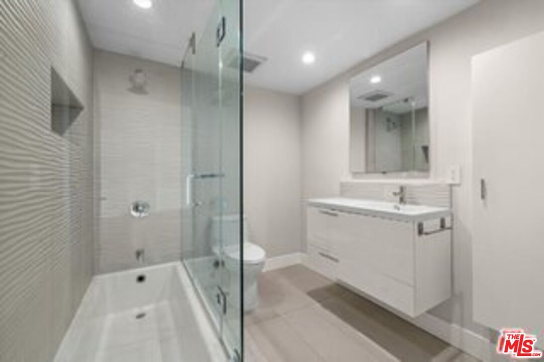 bathroom 2 Full bath