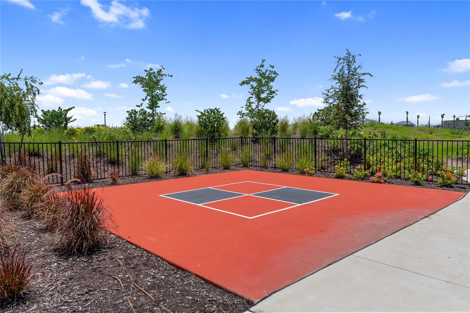4 Square courts