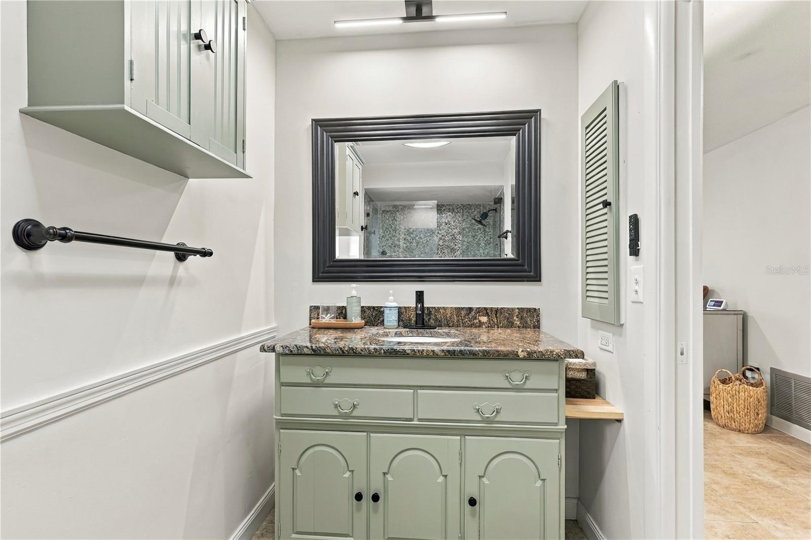 Primary Bathroom vanity