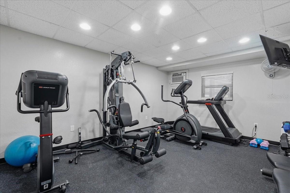 FITNESS CENTER