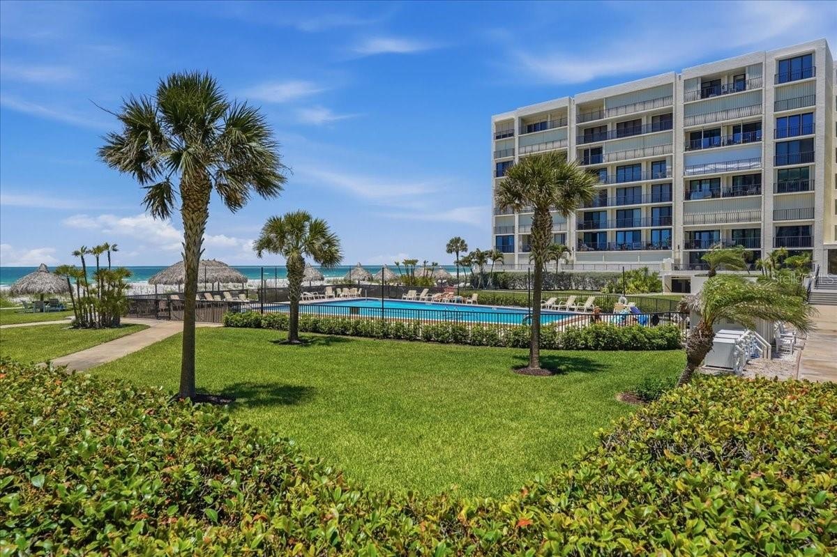 LUSH, TROPICAL LANDSCAPING THROUGHOUT THE GROUNDS ~ ALWAYS WELL MANICURED!