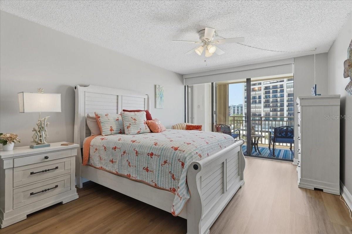 GUEST BEDROOM WITH ACCESS TO THE BALCONY!
