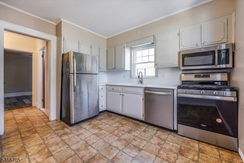 Unit 1: Kitchen