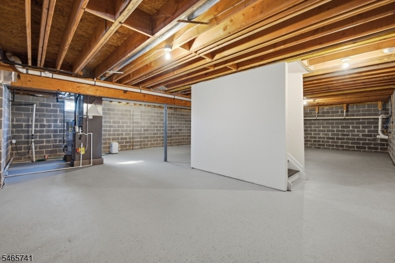 Full Basement