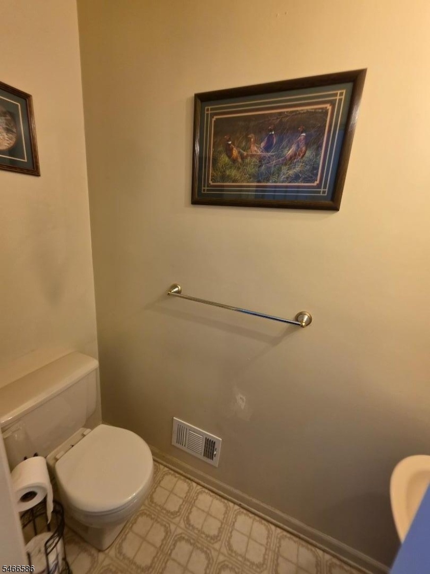 1/2 bath
