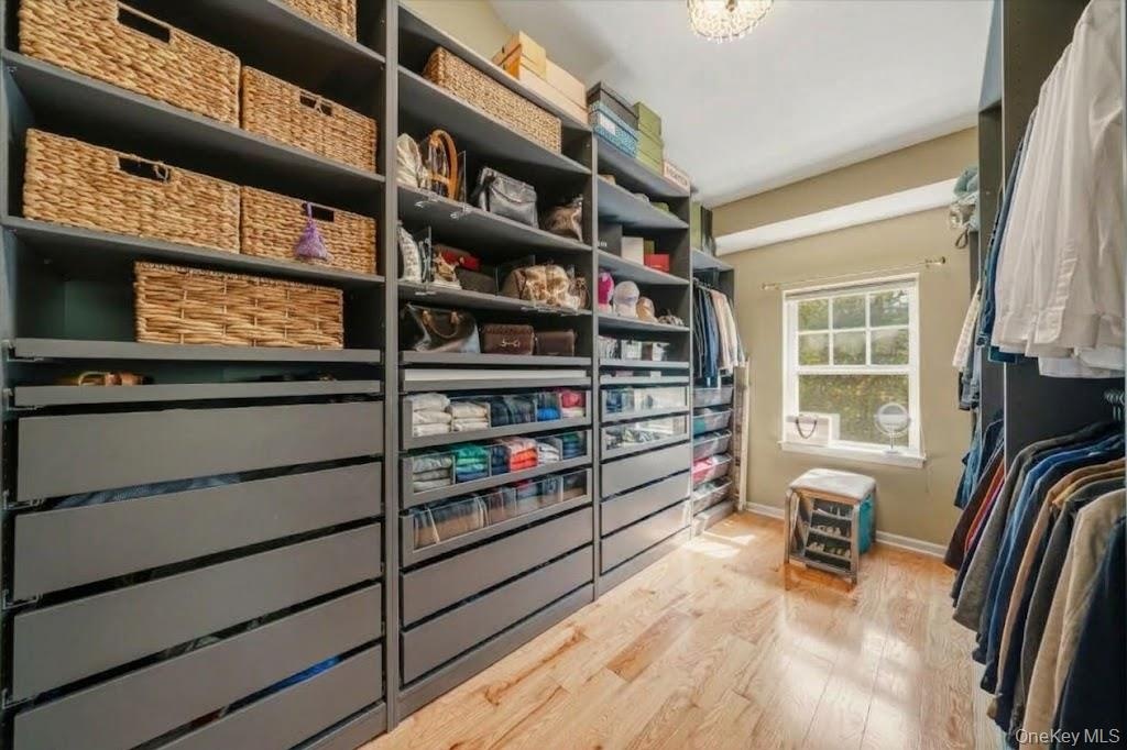 WOW!  Every drawer is a pull out with a purpose.