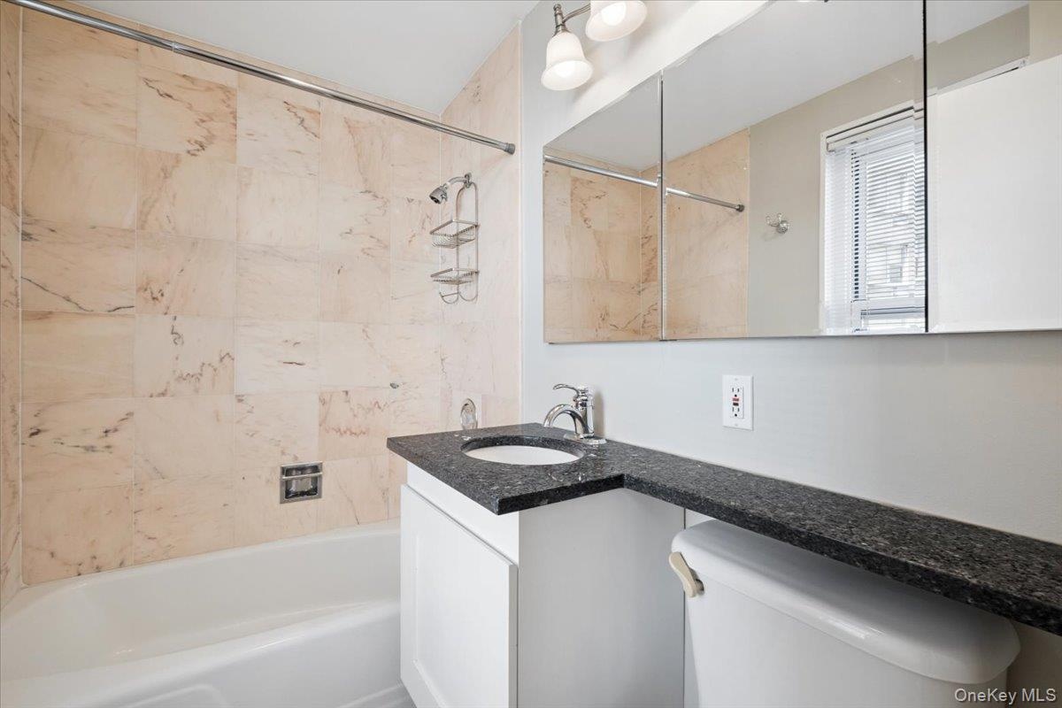 Ensuite bathroom