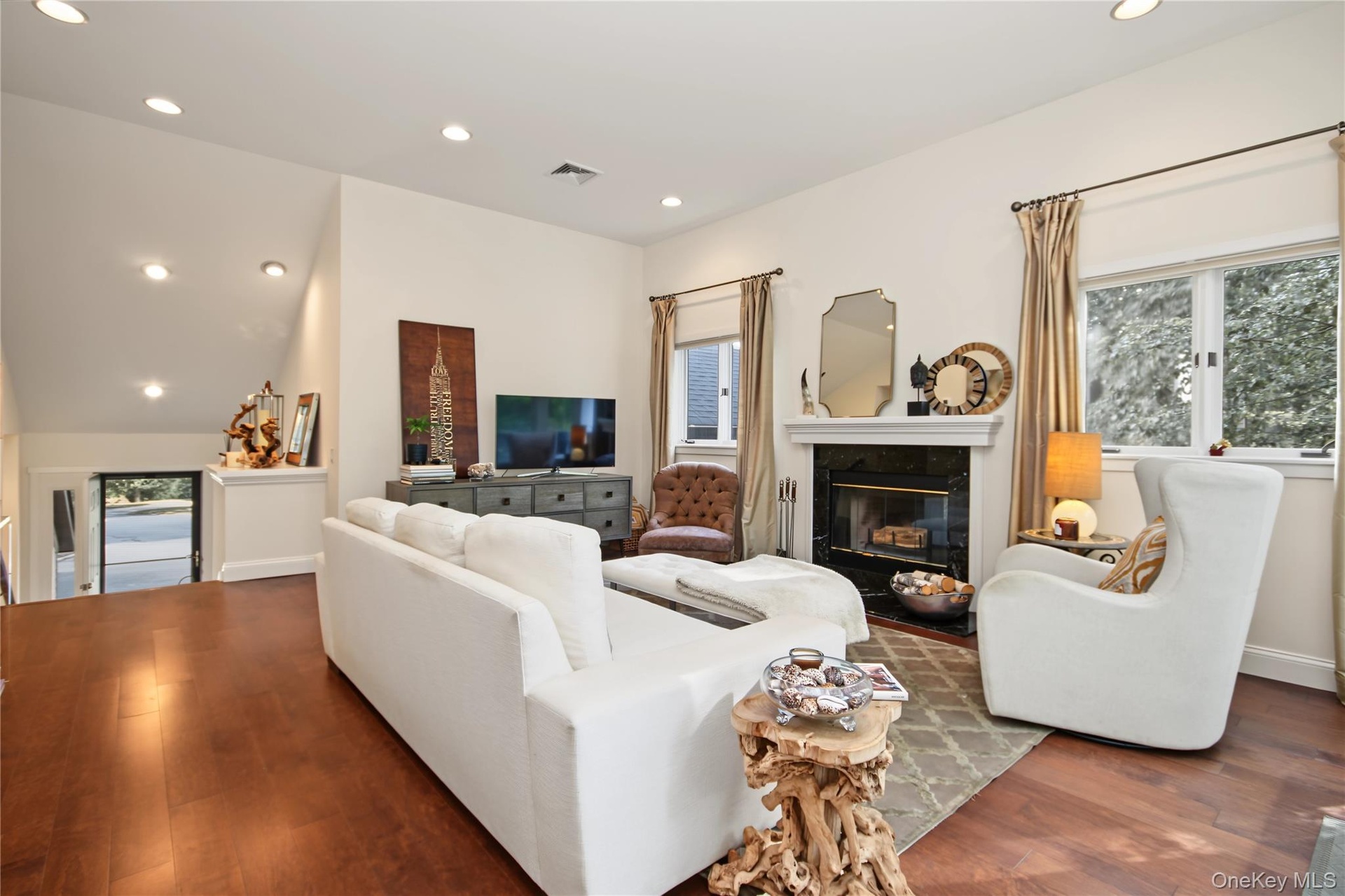 Recessed Lighting and NO POPCORN CEILING!