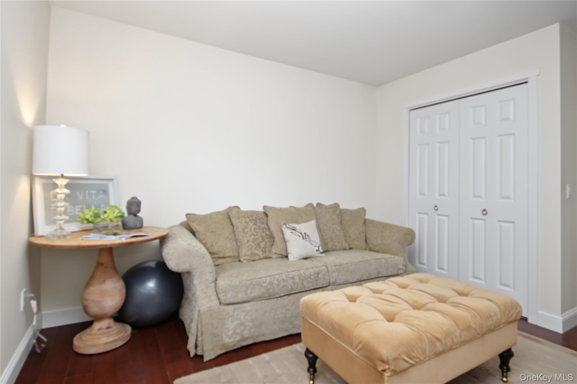Second Bedroom on First Level Convenient for Mom